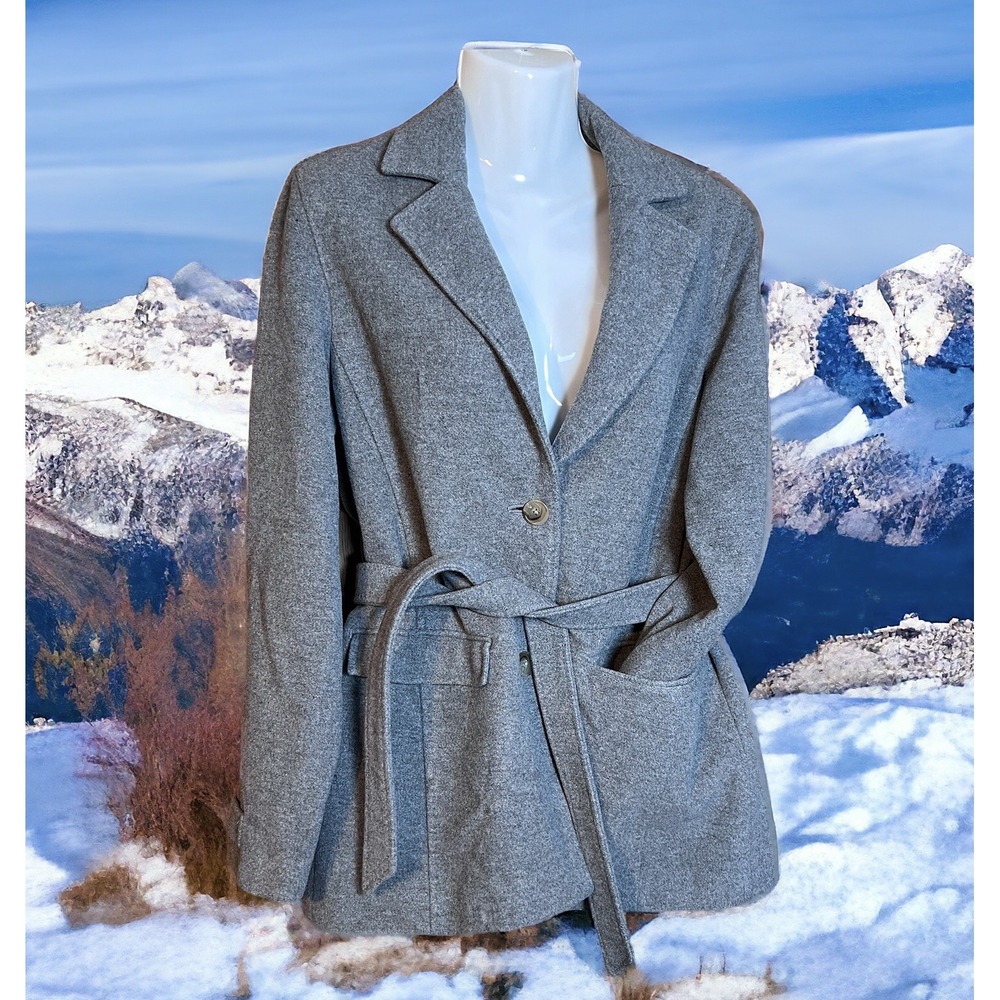 Lands End Woman's Vintage Gray Wool Button Coat‎ Size 9 Belt Y2k Preppy
